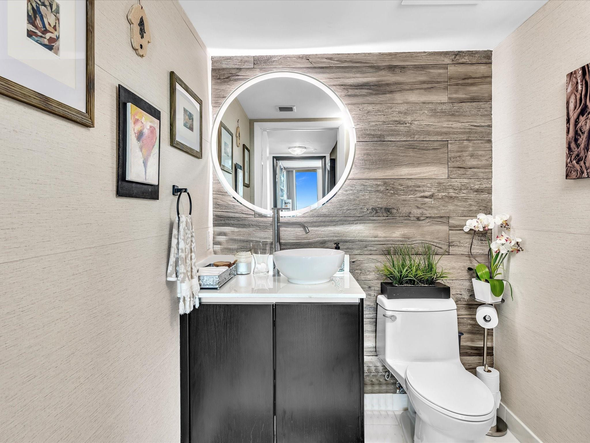 image Onyx on the Bay26