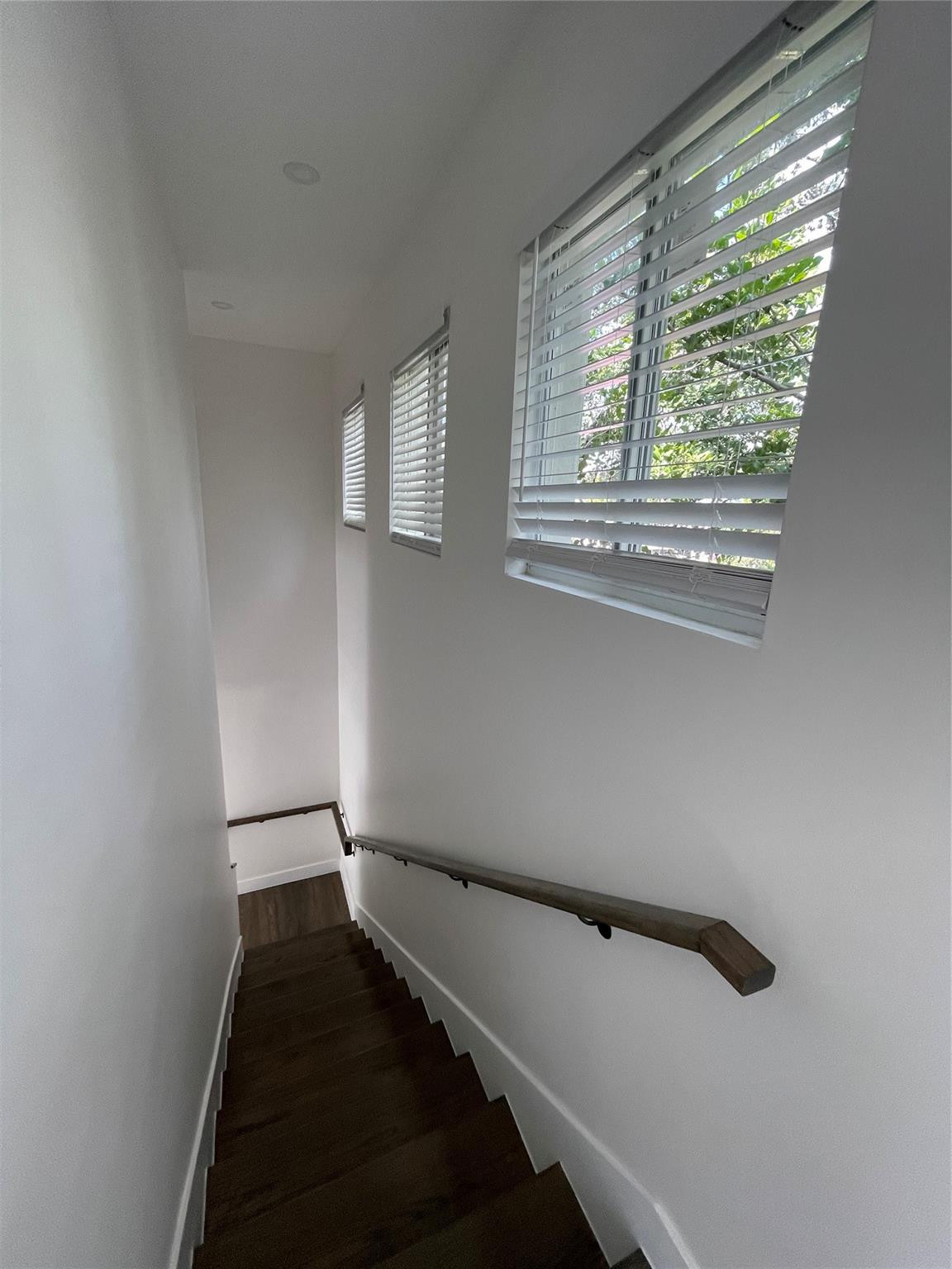 536 NW 13th Fort Lauderdale, FL 33311