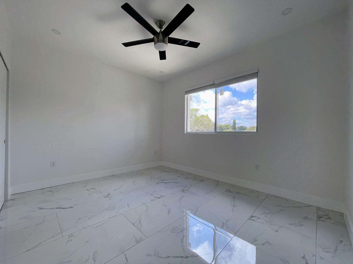 536 NW 13th Fort Lauderdale, FL 33311