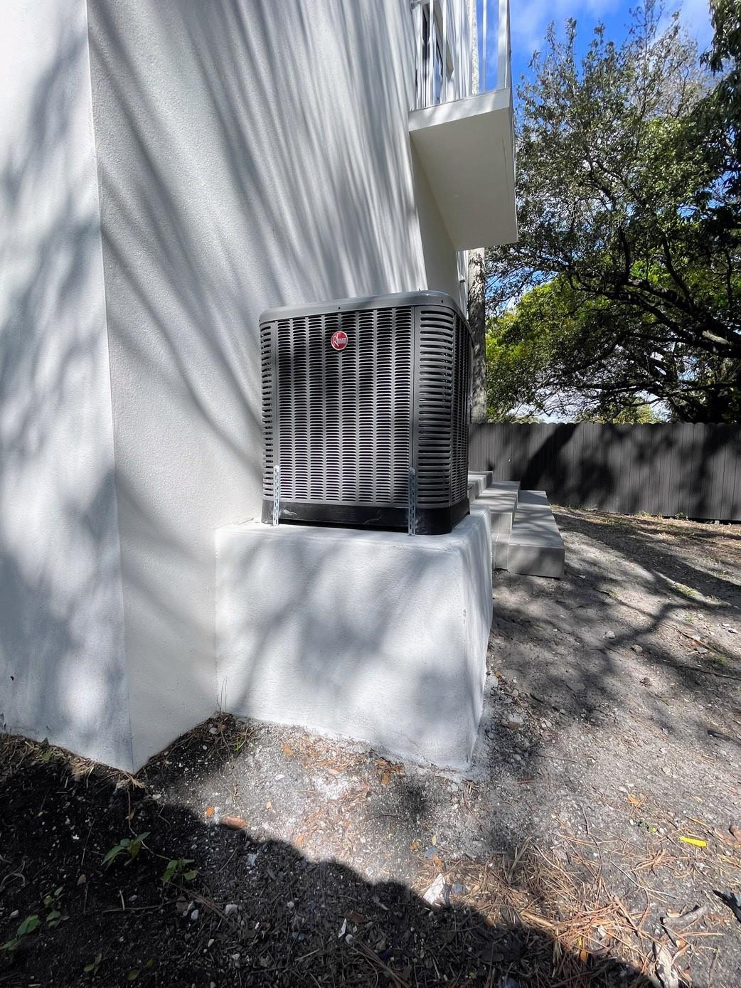 536 NW 13th Fort Lauderdale, FL 33311