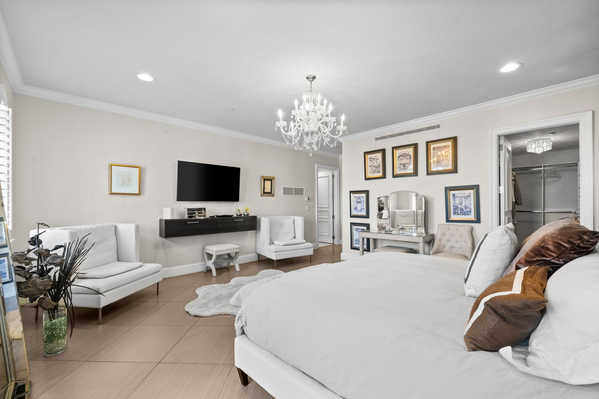 645 NE 17th #645 Fort Lauderdale, FL 33304