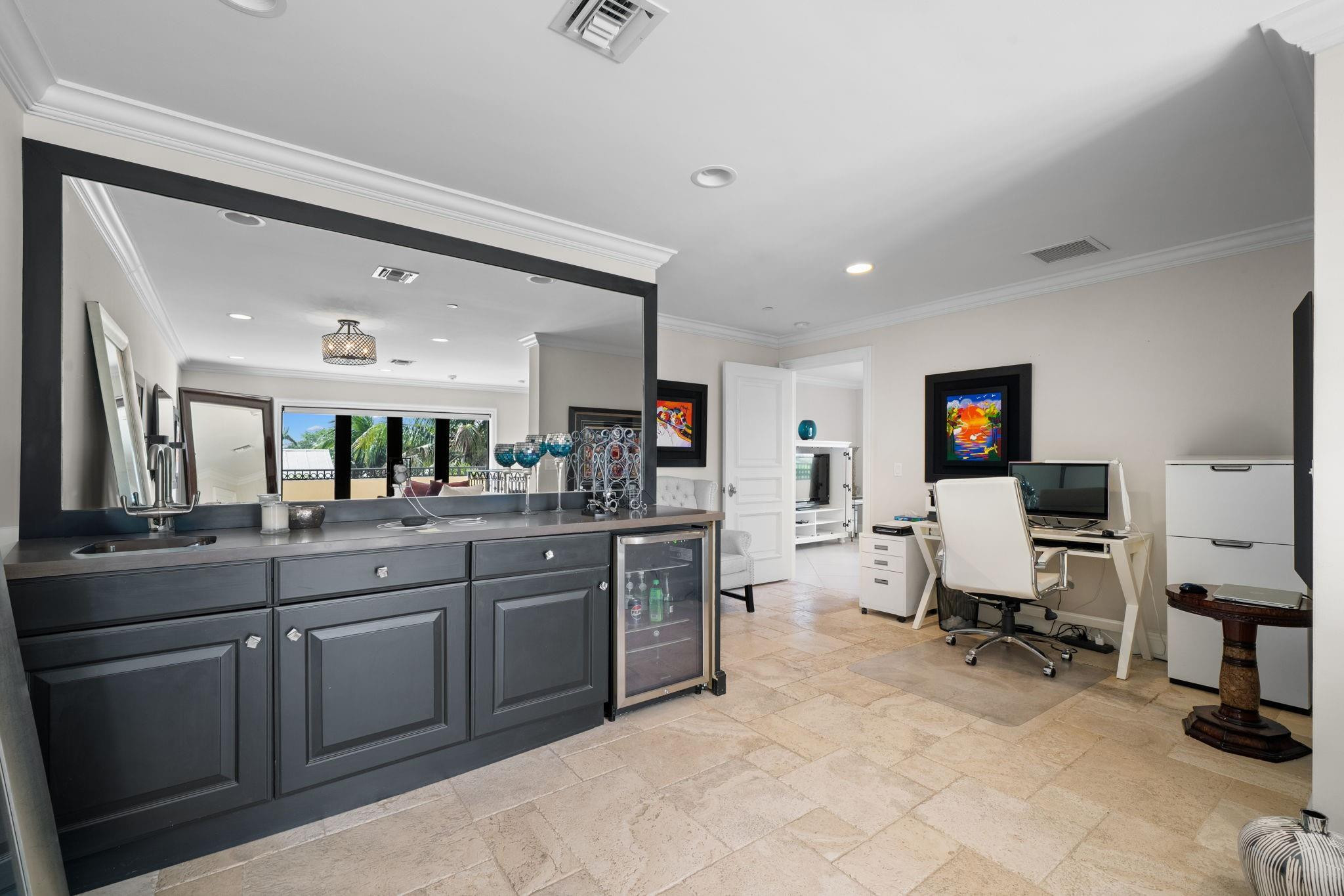 645 NE 17th #645 Fort Lauderdale, FL 33304