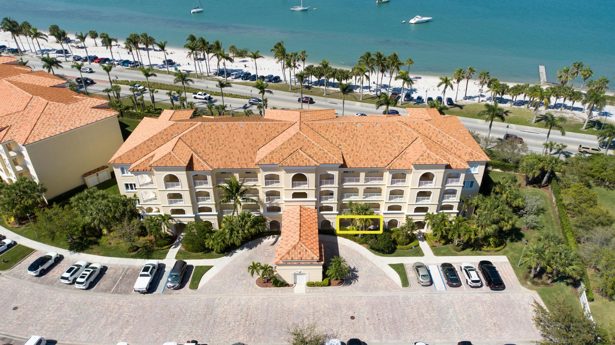 36 Harbour Isles #104