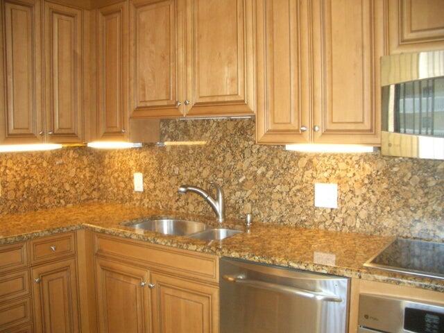 300 Ocean Trl Way #1302 Jupiter, FL 33477