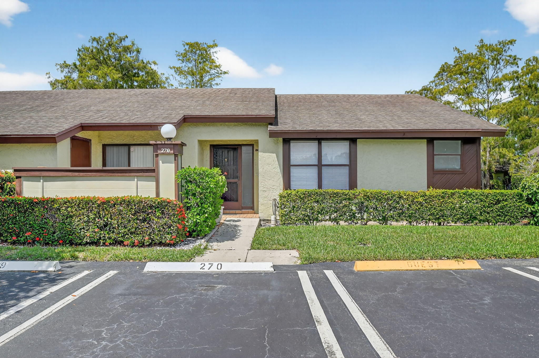 270 Beaver Dm Ct