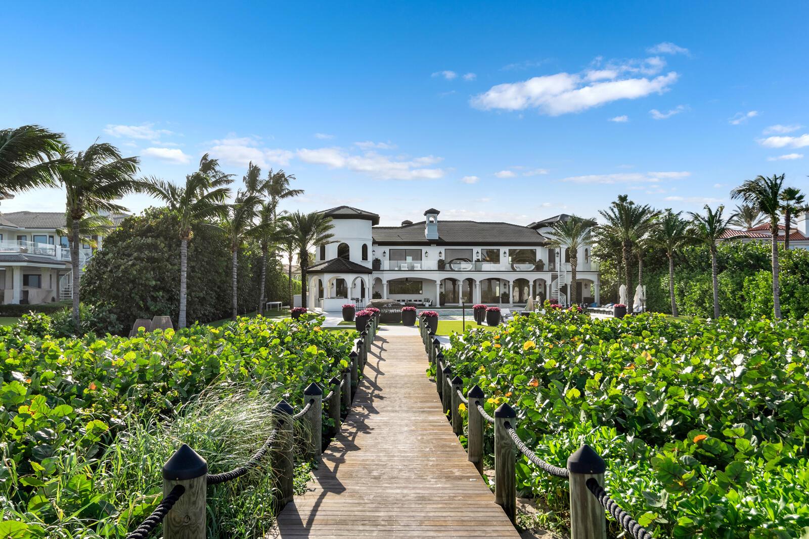 2966 SE Dune Dr Stuart, FL 34996 2966 SE Dune Dr Stuart, FL 34996