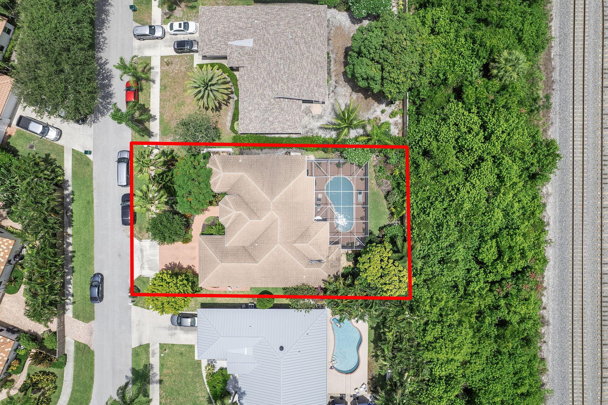 554 N Cypress Dr Tequesta, FL 33469