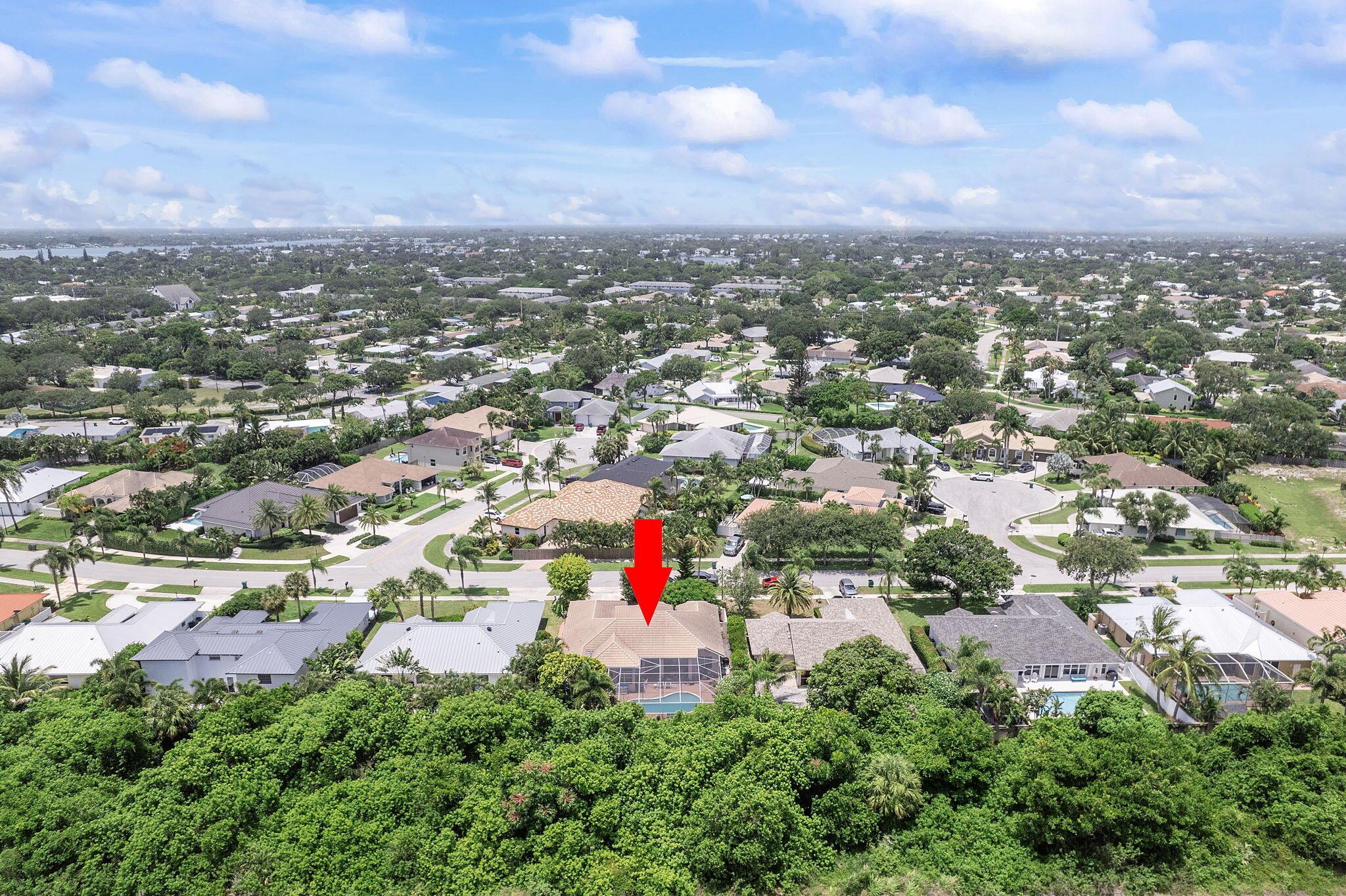 554 N Cypress Dr Tequesta, FL 33469