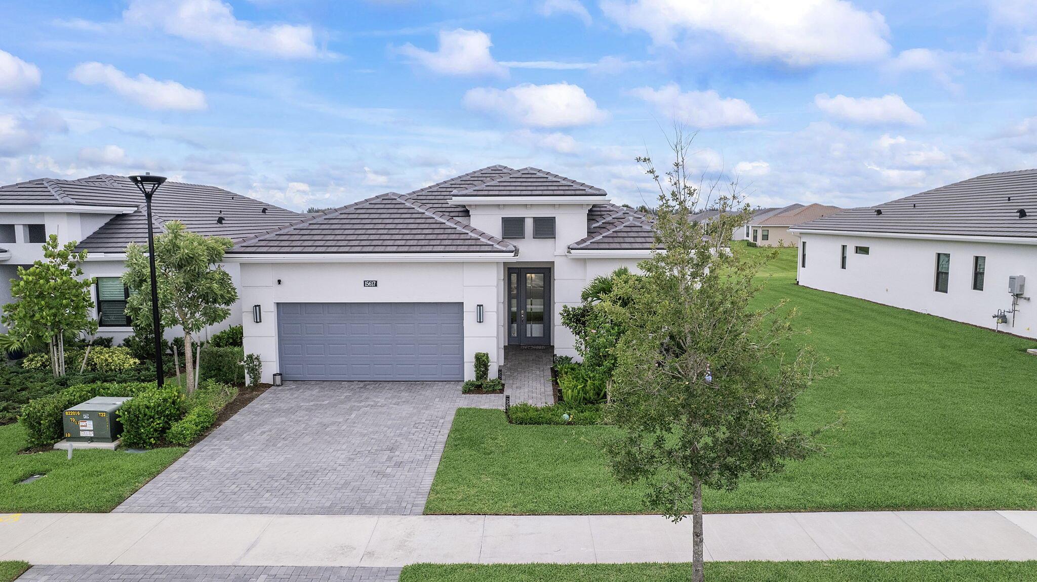 15617 Merritt Dr