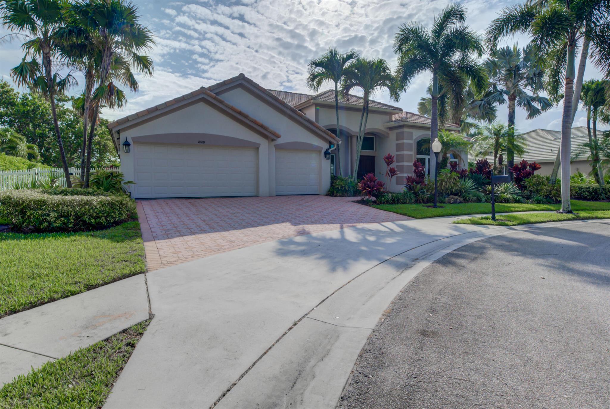 18981 SE Outrigger Ln Jupiter, FL 33458