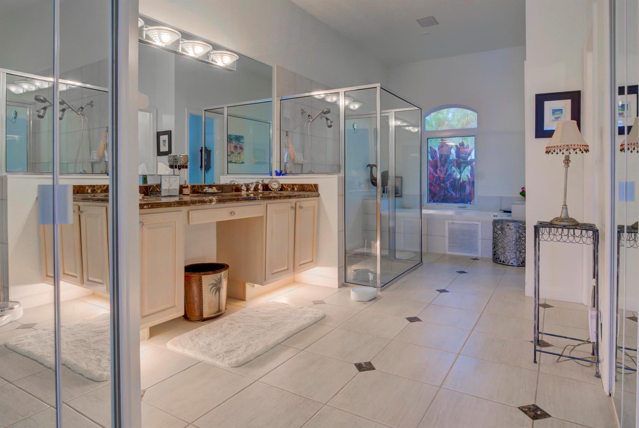 18981 SE Outrigger Ln Jupiter, FL 33458