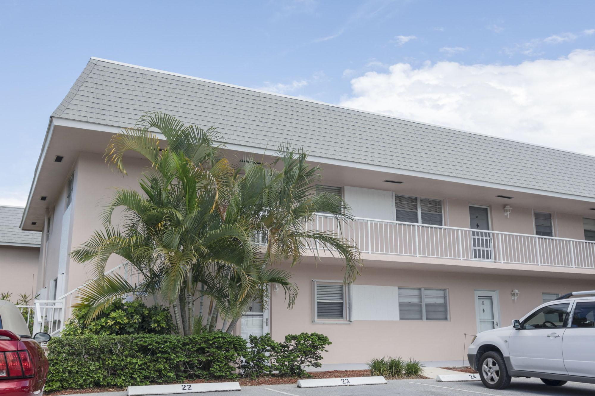 18081 SE Country Clb Dr #3-26