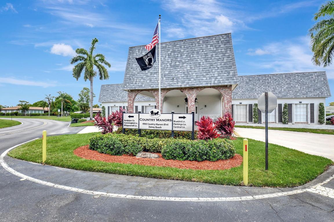 634 Hummingbird Delray Beach, FL 33445