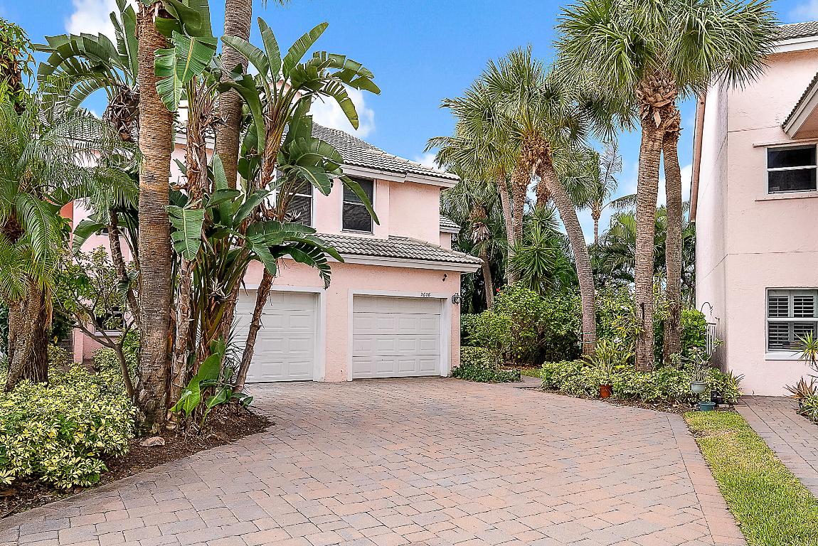 2608 Fairway Dr Jupiter, FL 33477