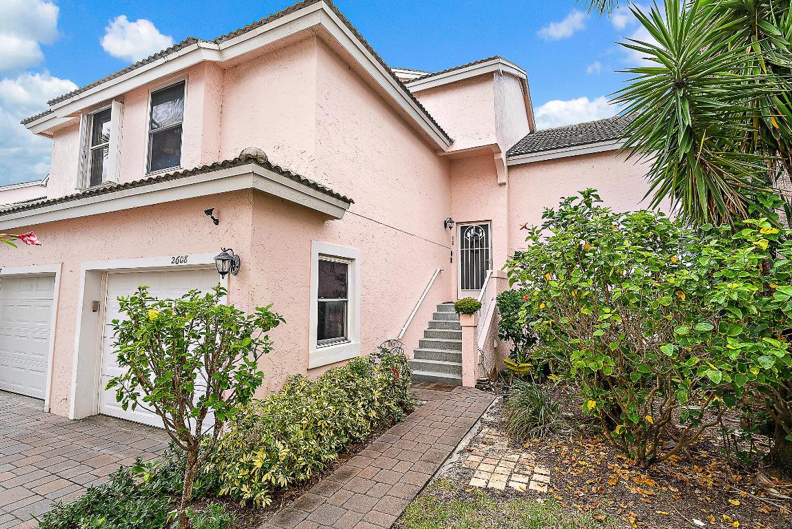 2608 Fairway Dr Jupiter, FL 33477
