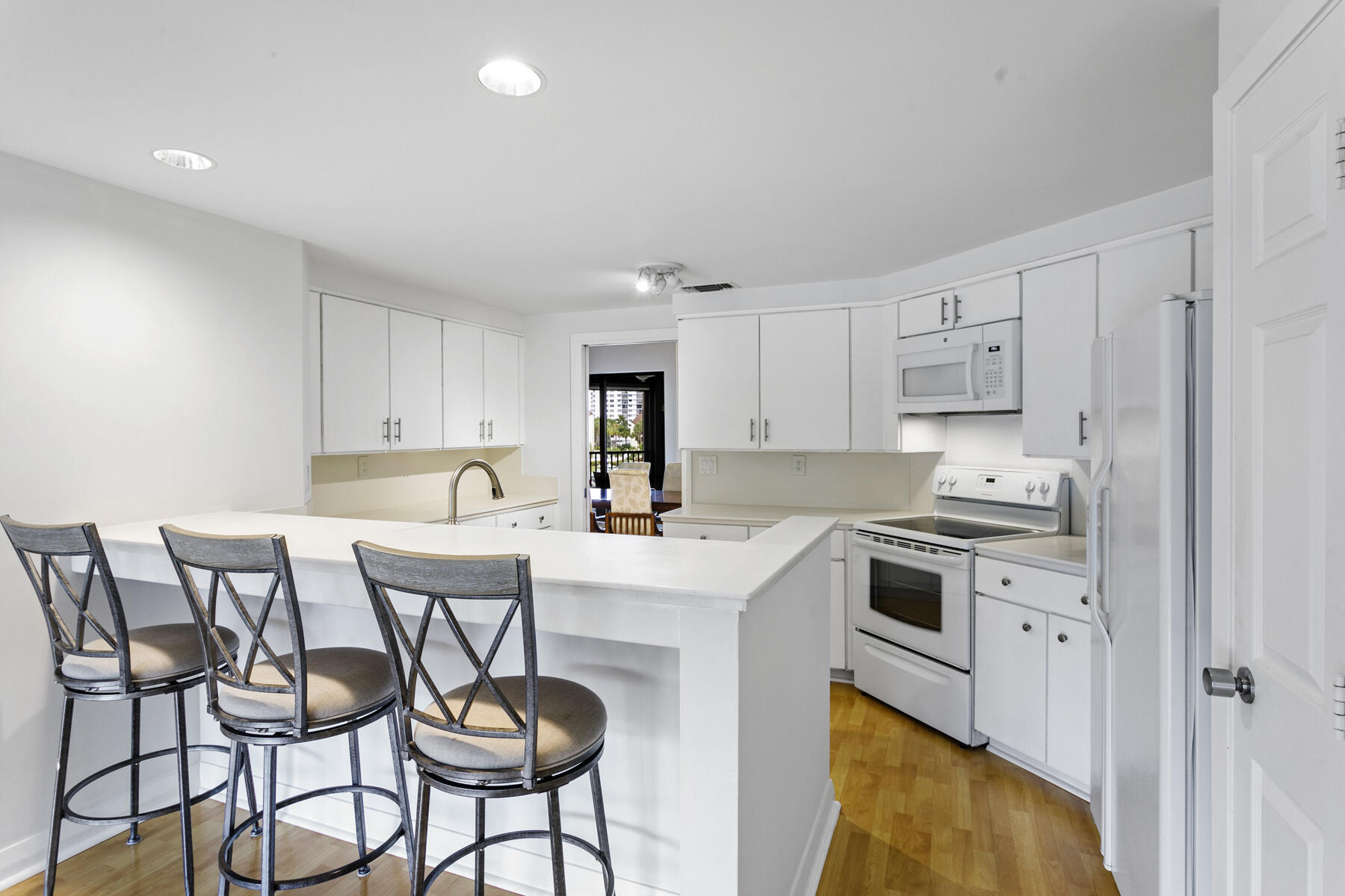 1100 Marine Way #A3l + Boat Slip  15 North Palm Beach, FL 33408