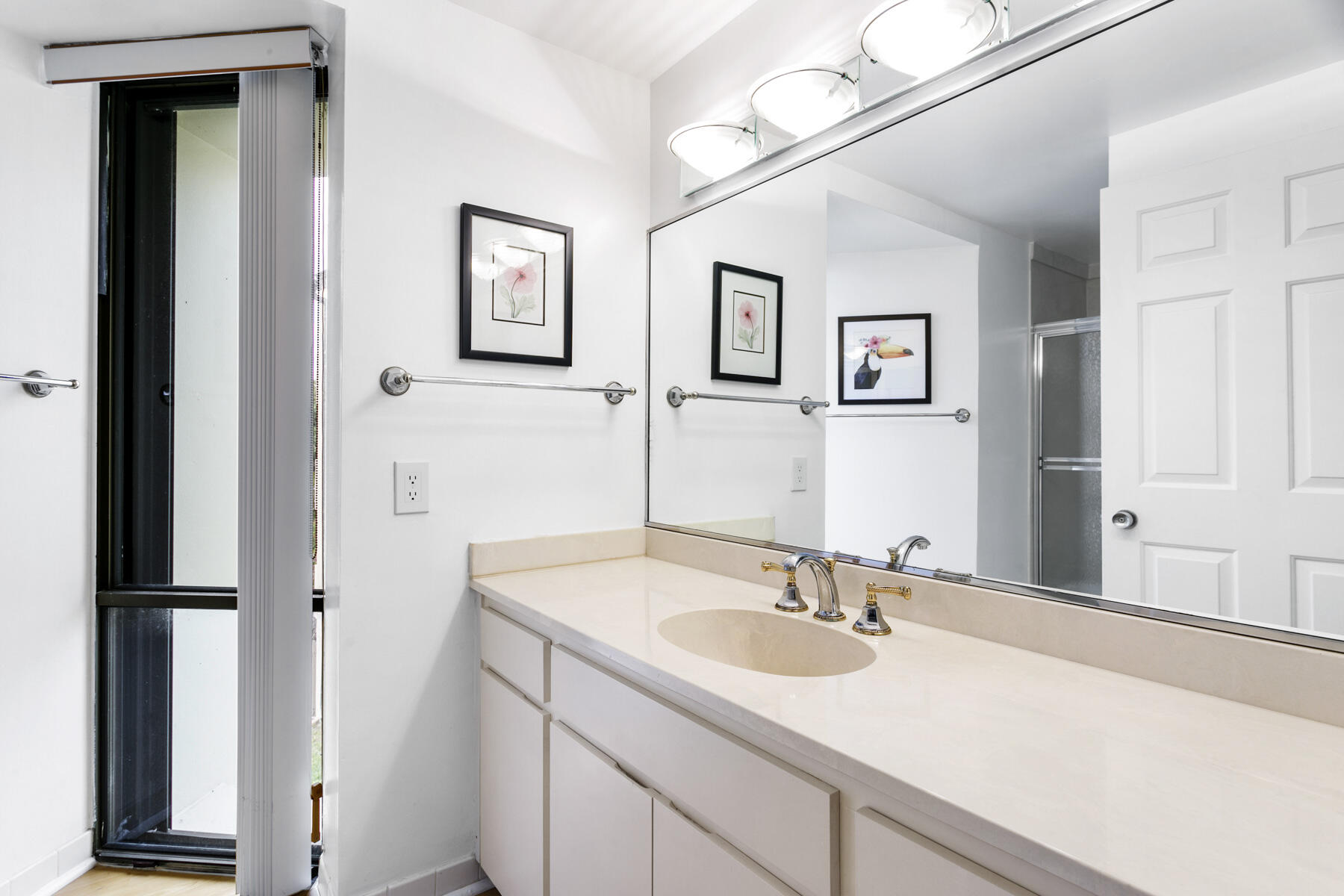 1100 Marine Way #A3l + Boat Slip  15 North Palm Beach, FL 33408