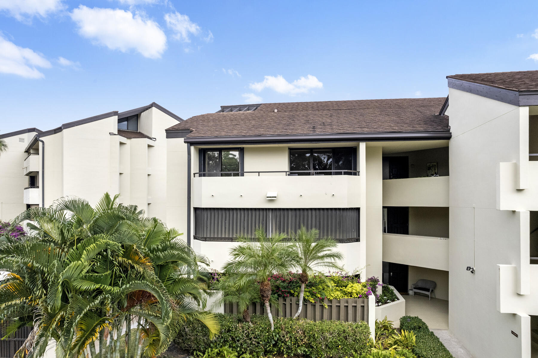 1100 Marine Way #A3l + Boat Slip  15 North Palm Beach, FL 33408