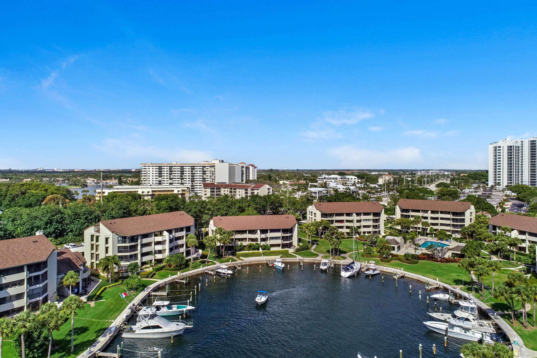 1100 Marine Way #A3l + Boat Slip  15 North Palm Beach, FL 33408