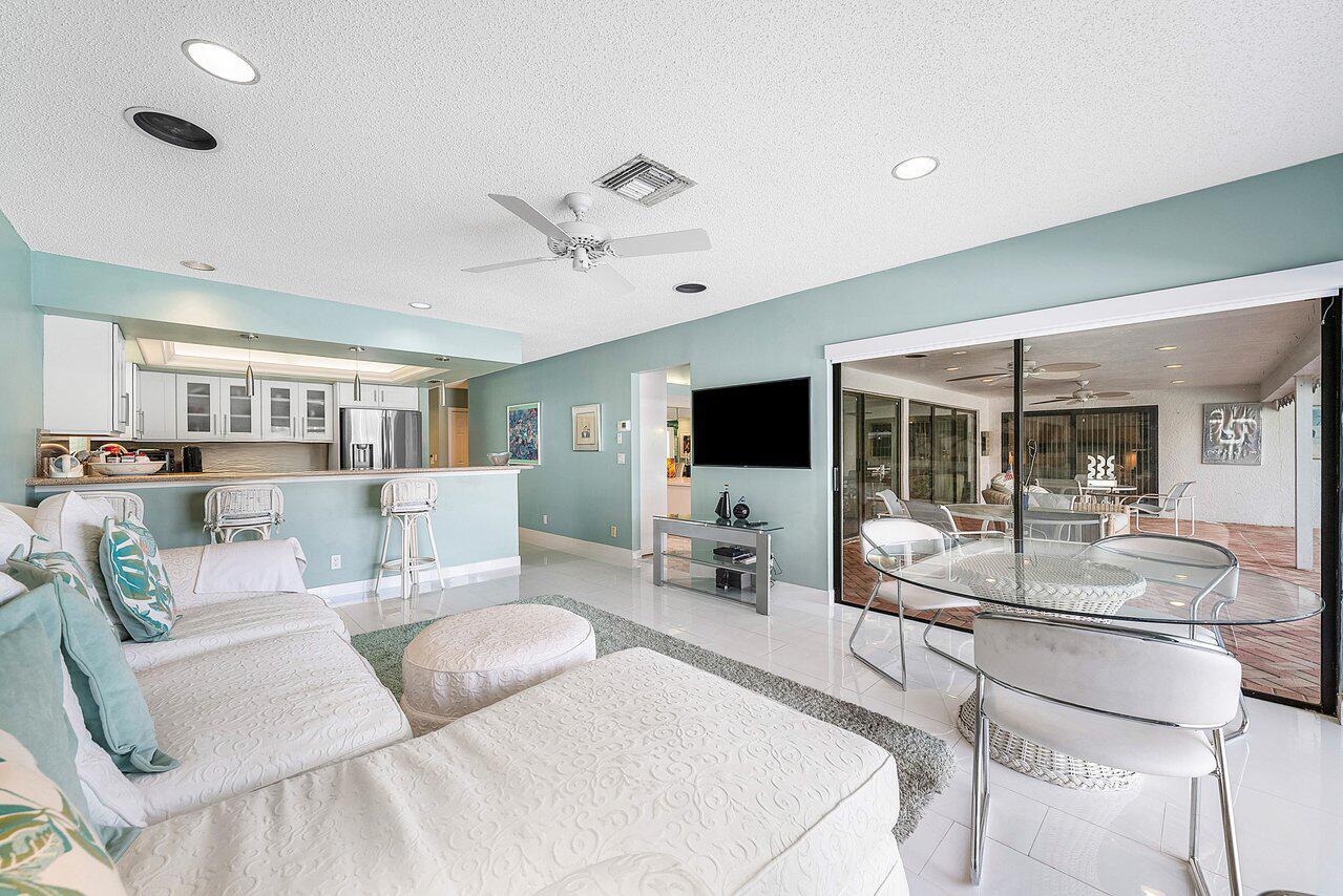 4705 Tree Fern Dr Delray Beach, FL 33445