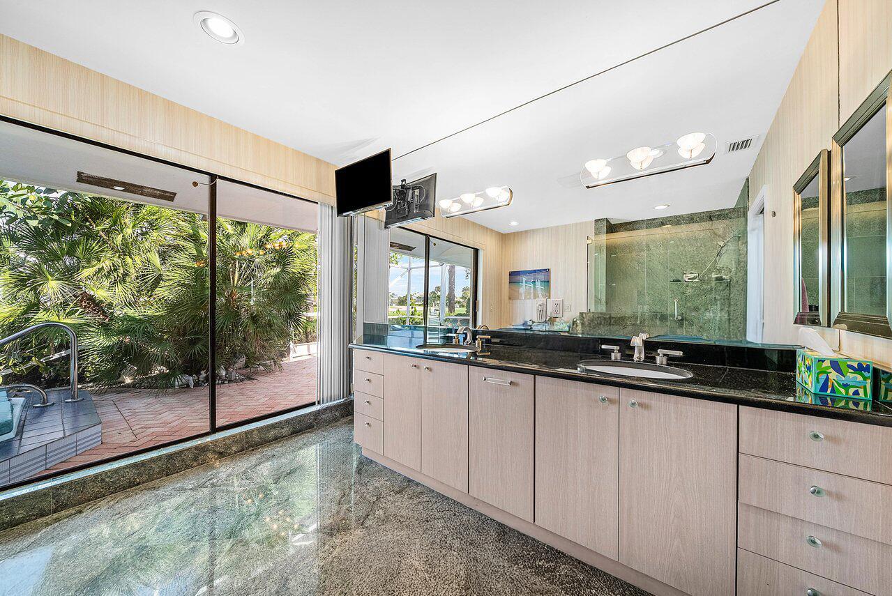 4705 Tree Fern Dr Delray Beach, FL 33445