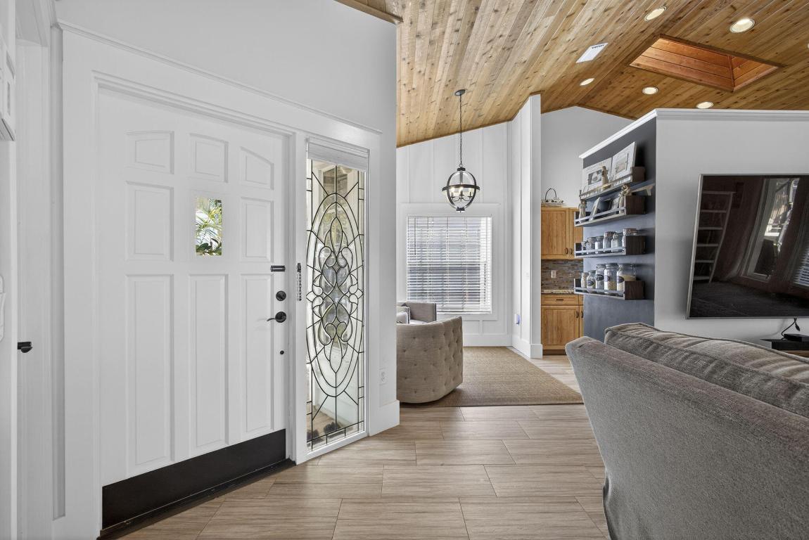 381 Park Frst Way Wellington, FL 33414