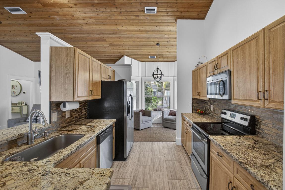 381 Park Frst Way Wellington, FL 33414