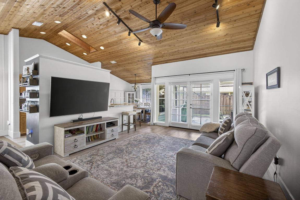 381 Park Frst Way Wellington, FL 33414