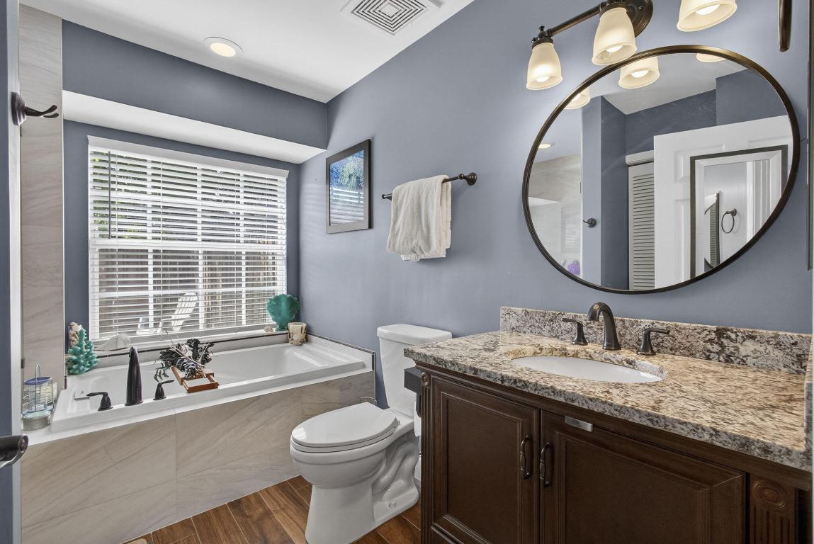 381 Park Frst Way Wellington, FL 33414