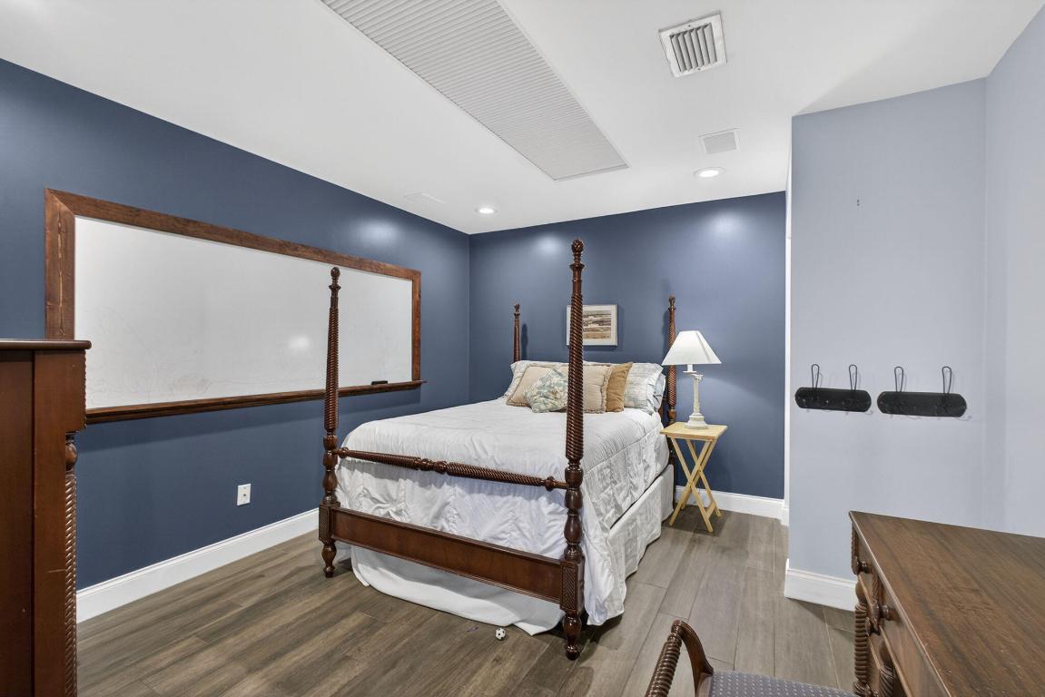 381 Park Frst Way Wellington, FL 33414