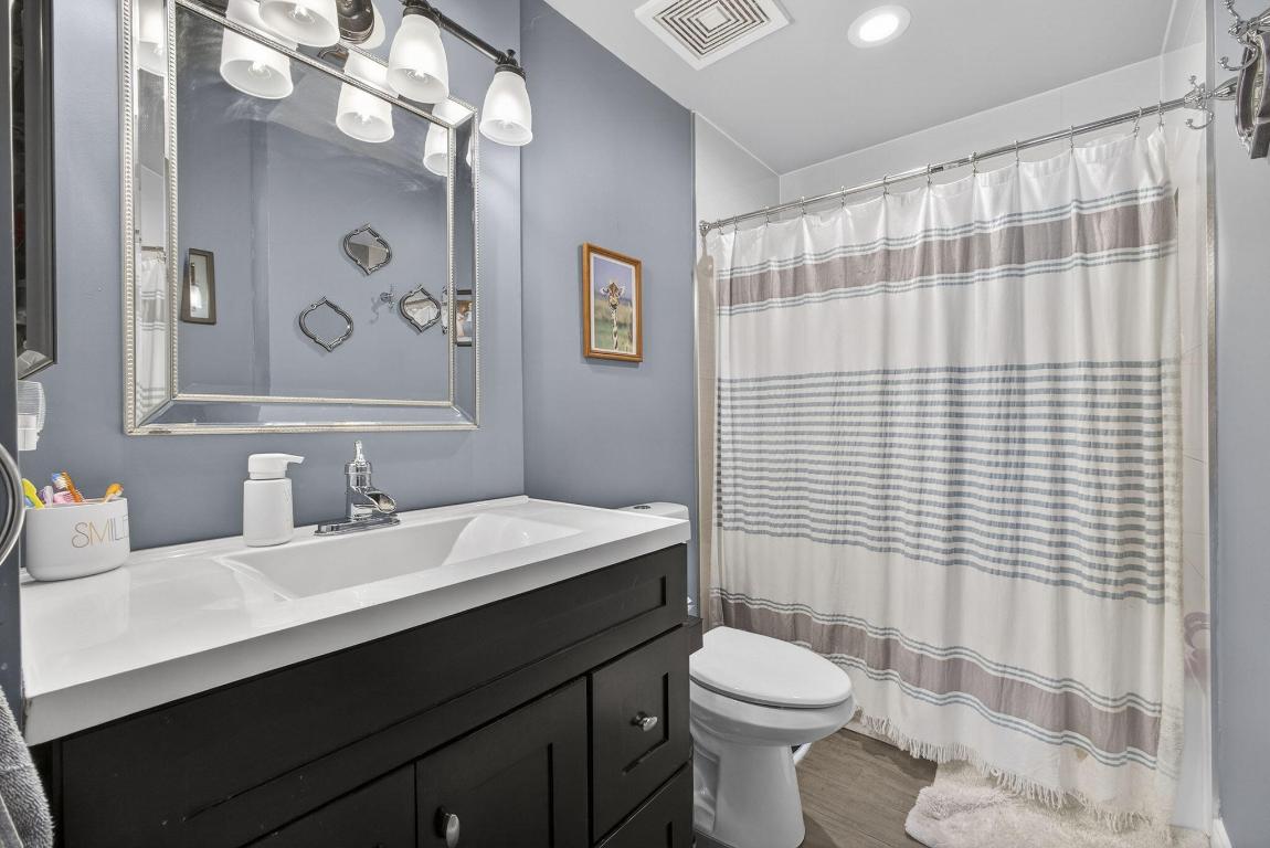 381 Park Frst Way Wellington, FL 33414