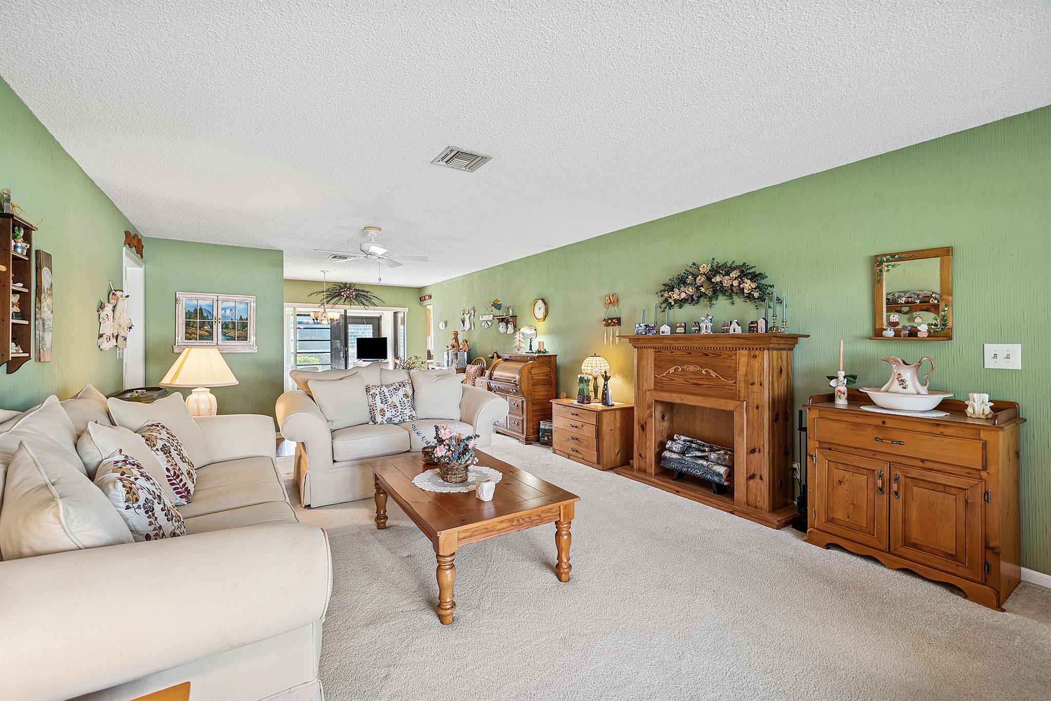 4866 Equestrian Rd #A Boynton Beach, FL 33436