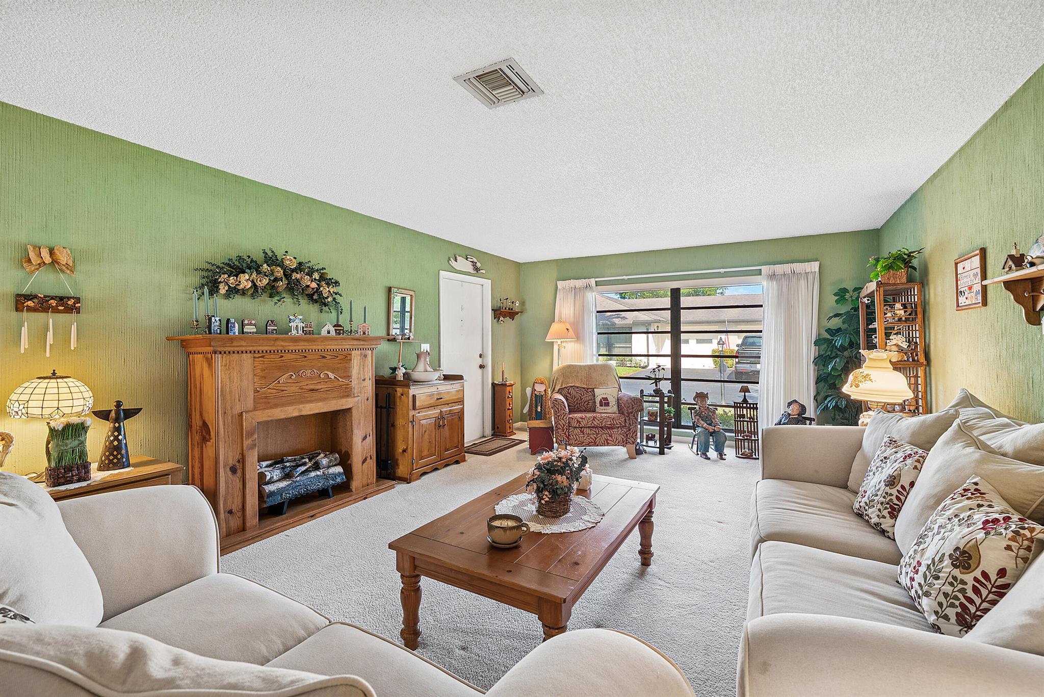 4866 Equestrian Rd #A Boynton Beach, FL 33436