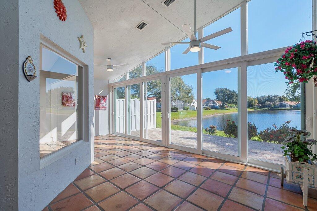 9879 Harbour Lk Cir Boynton Beach, FL 33437