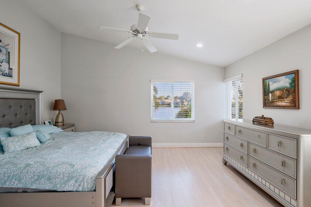 9879 Harbour Lk Cir Boynton Beach, FL 33437