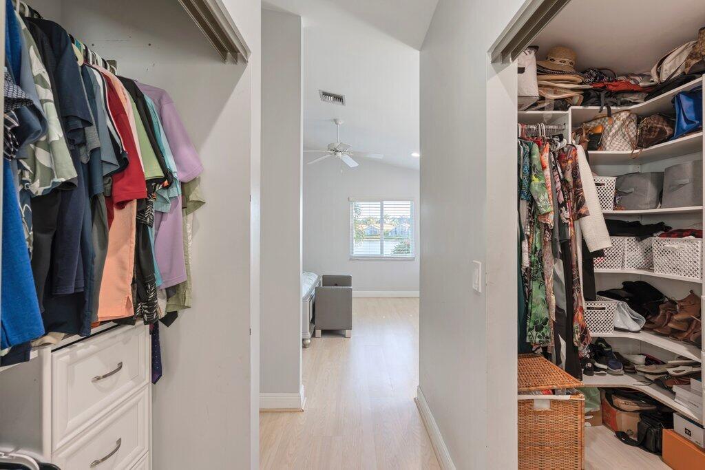 9879 Harbour Lk Cir Boynton Beach, FL 33437