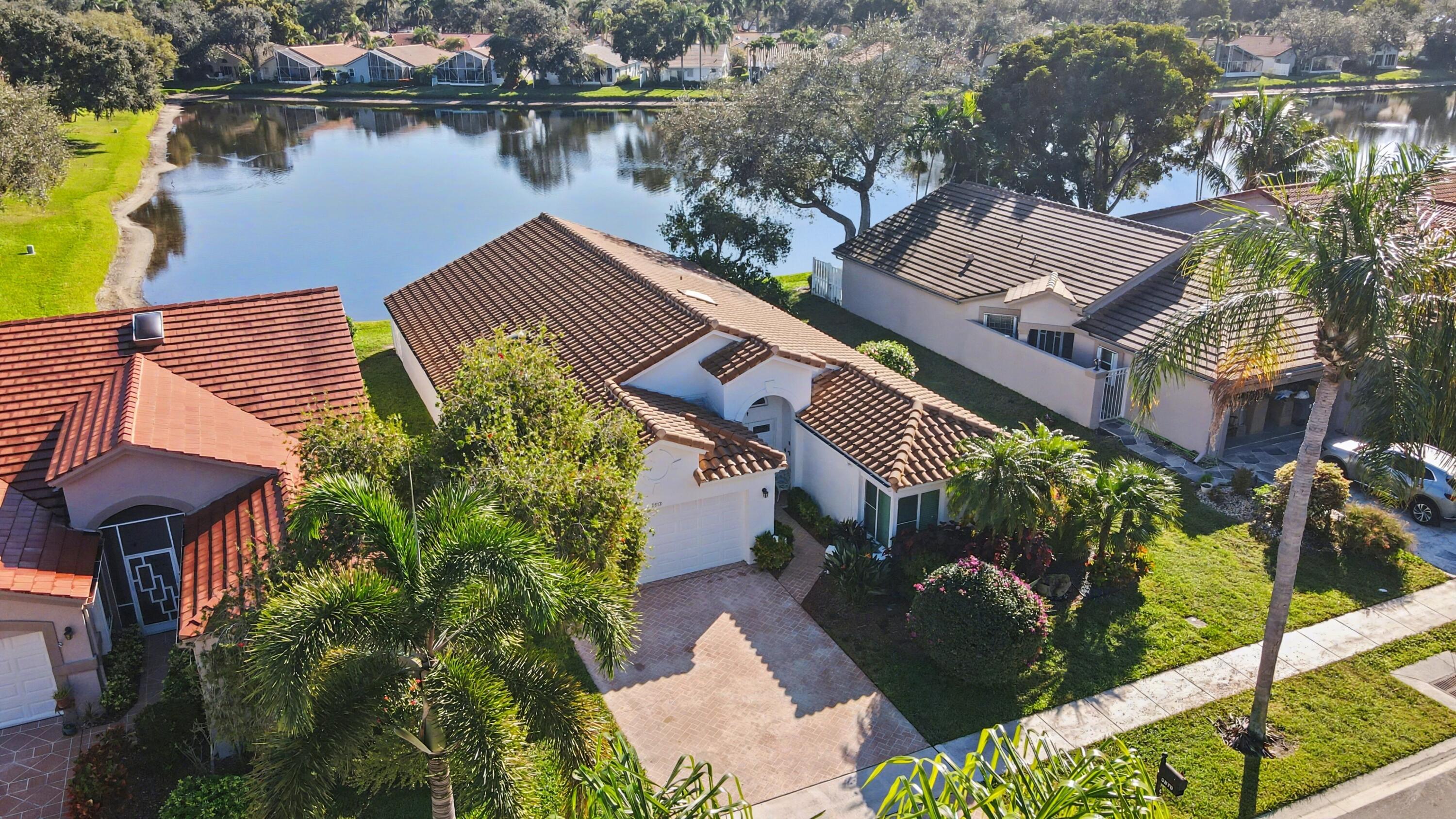 9879 Harbour Lk Cir Boynton Beach, FL 33437