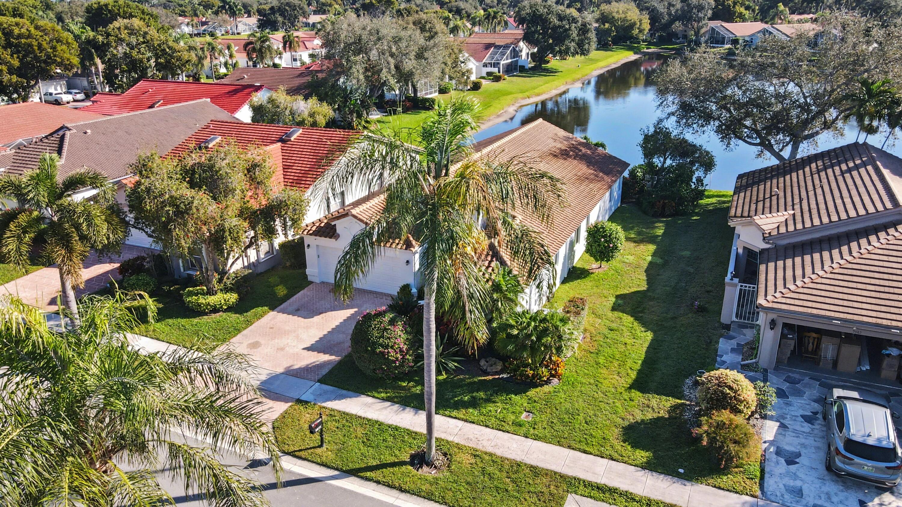 9879 Harbour Lk Cir Boynton Beach, FL 33437