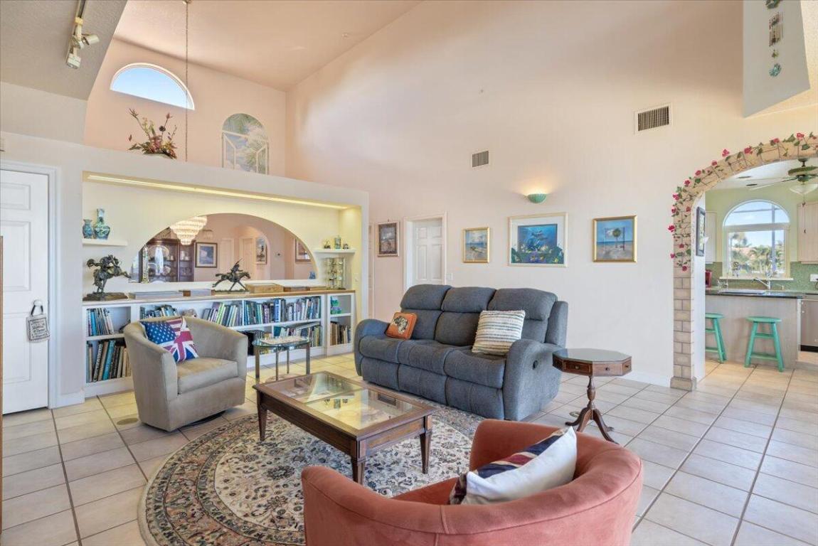 2 Seahorse Vero Beach, FL 32960