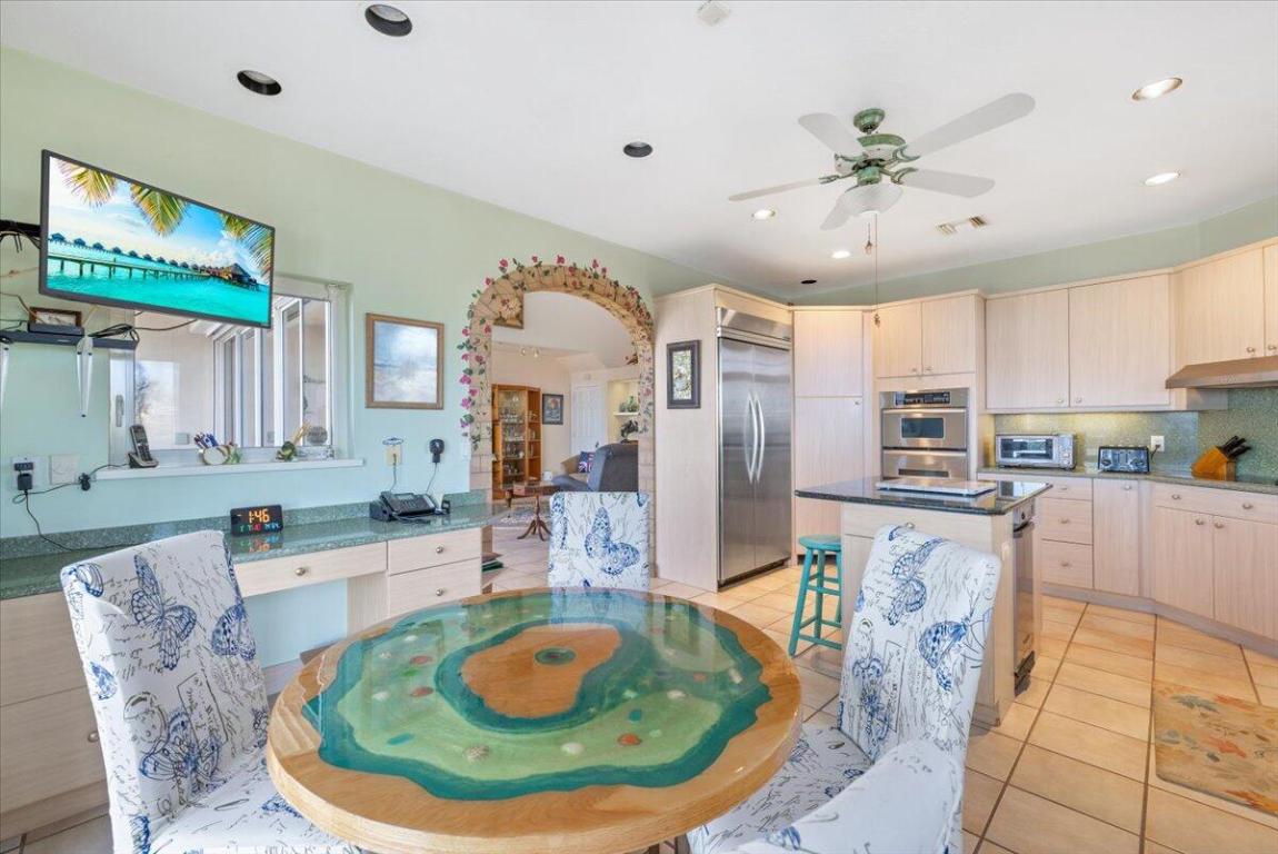 2 Seahorse Vero Beach, FL 32960
