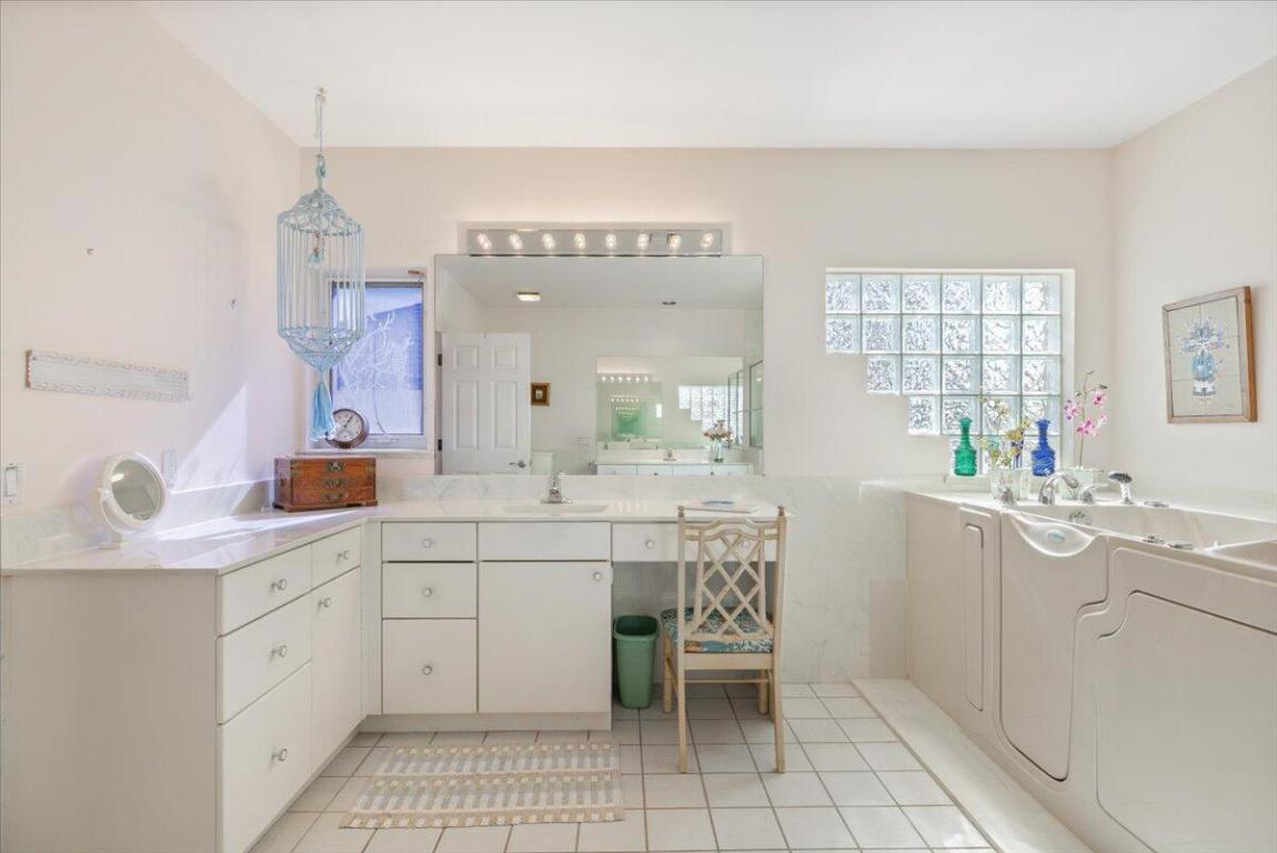 2 Seahorse Vero Beach, FL 32960