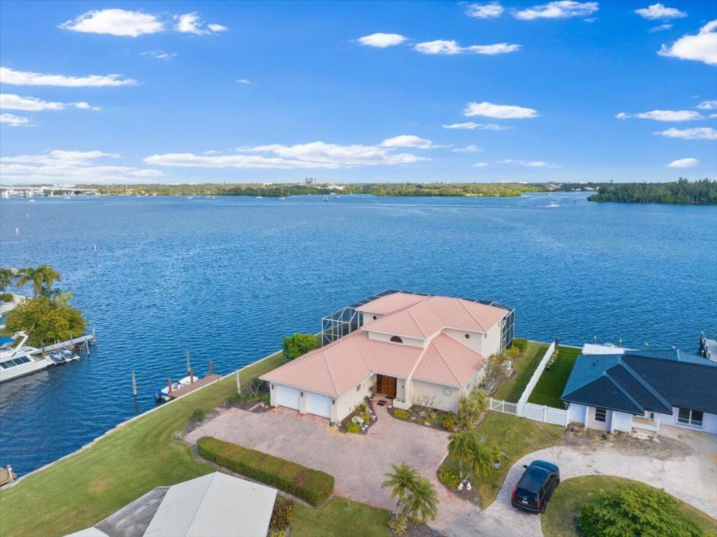 2 Seahorse Vero Beach, FL 32960