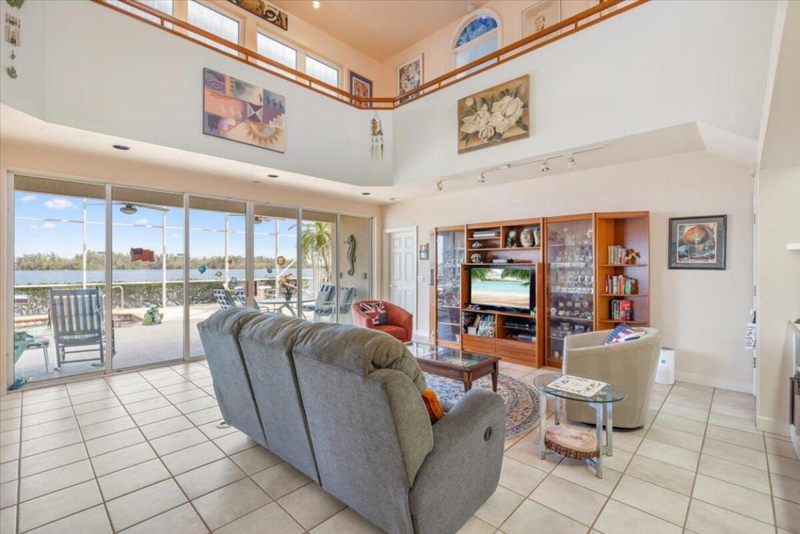 2 Seahorse Vero Beach, FL 32960