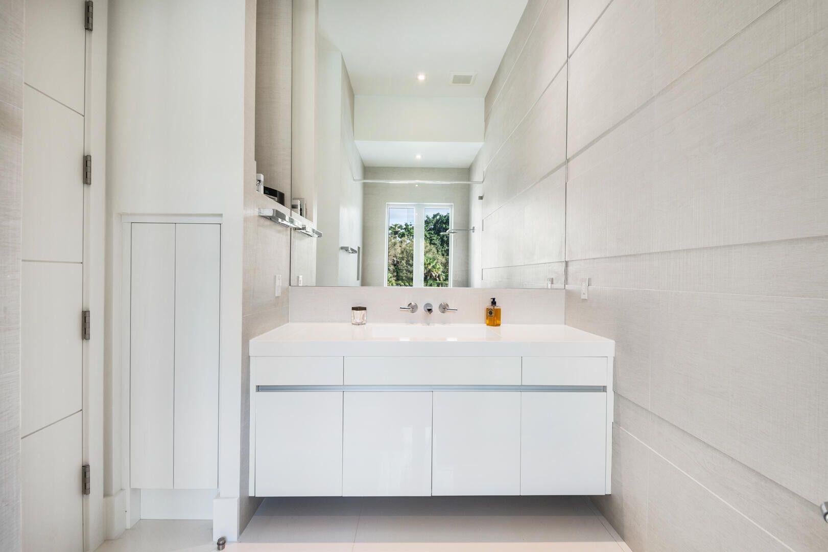 17106 Avenue Le Rivage Boca Raton, FL 33496