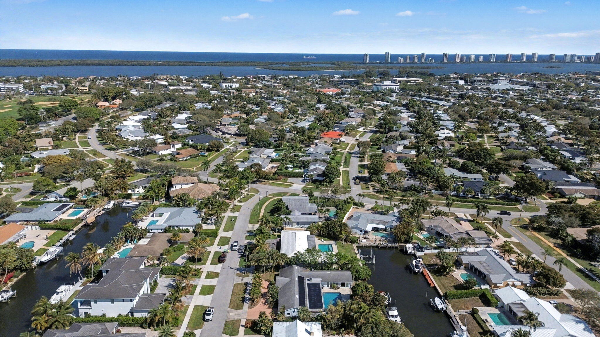 618 Riverside North Palm Beach, FL 33408