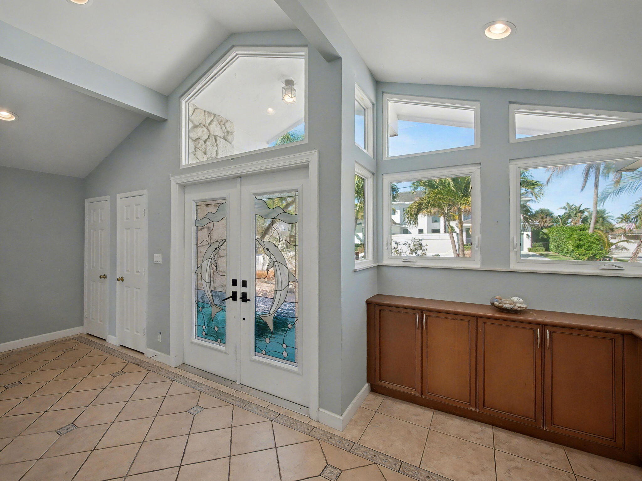 618 Riverside North Palm Beach, FL 33408