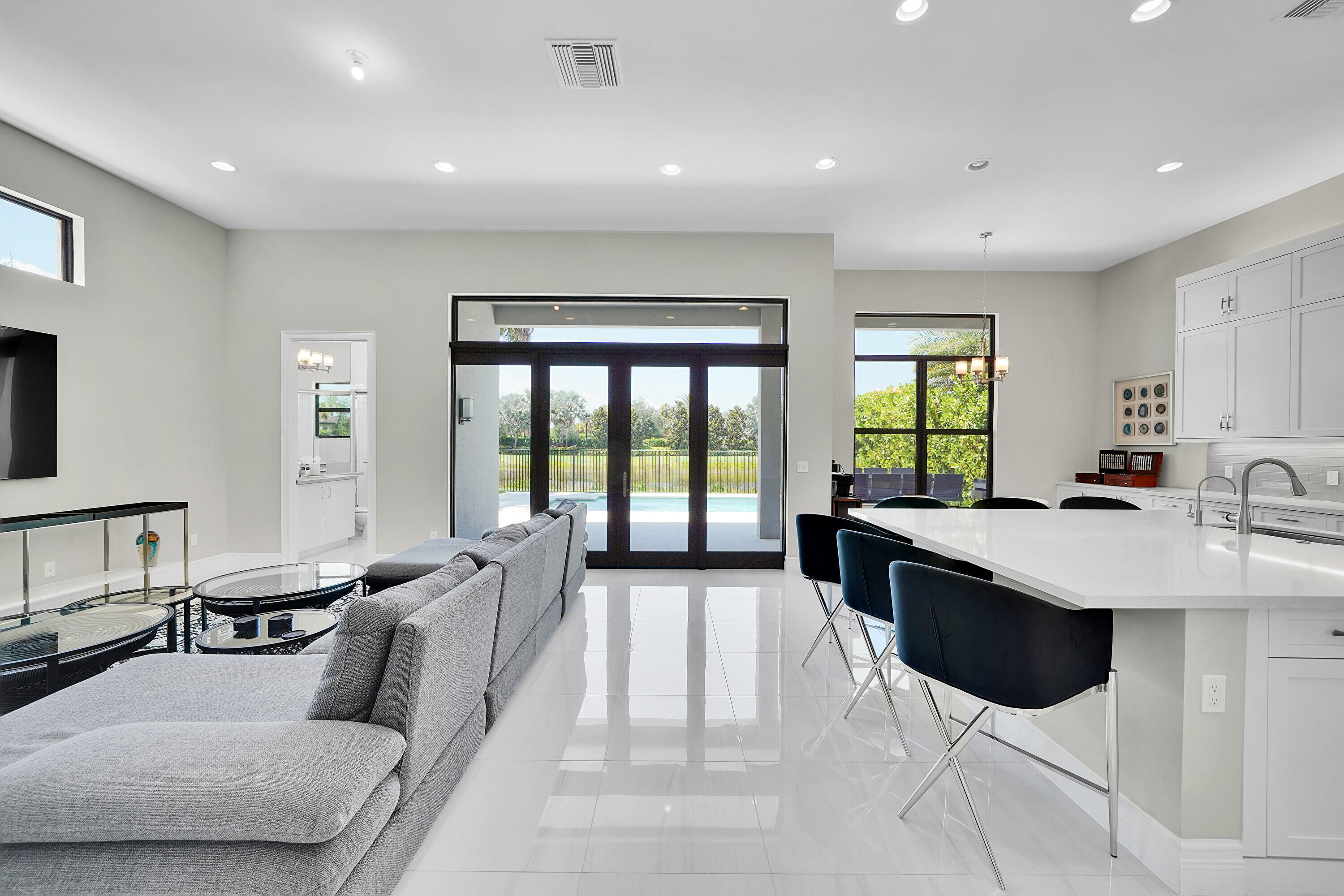 9081 Chauvet Boca Raton, FL 33496