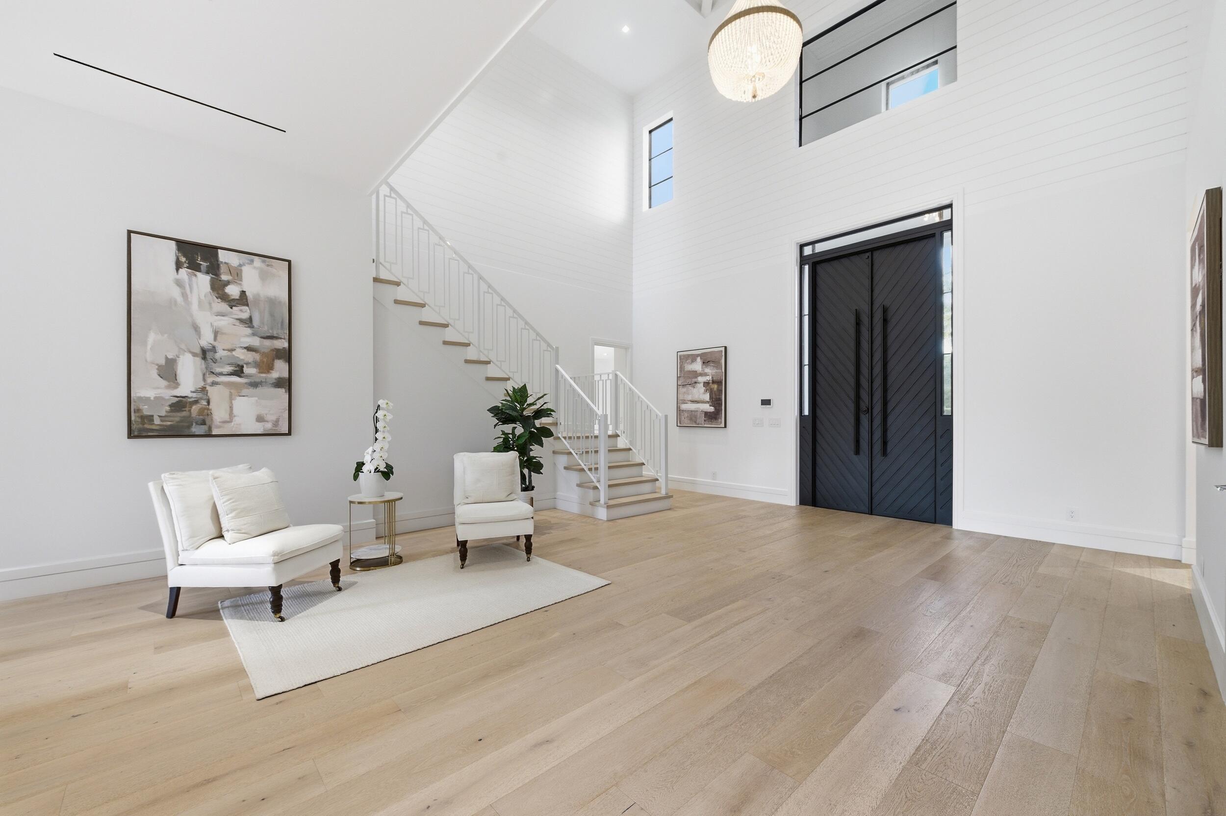 248 E Lakewood West Palm Beach, FL 33405