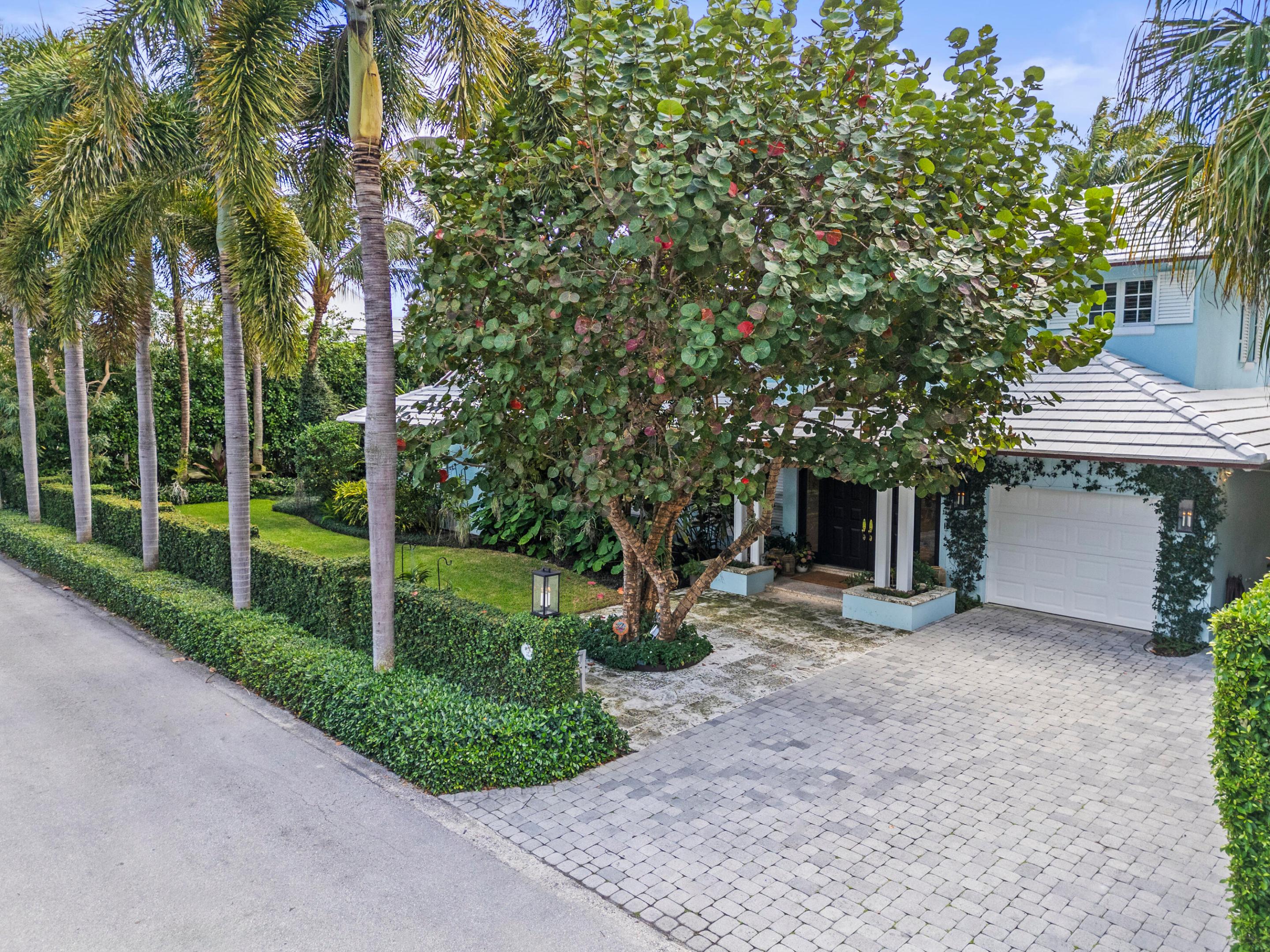 156 Dolphin Palm Beach, FL 33480