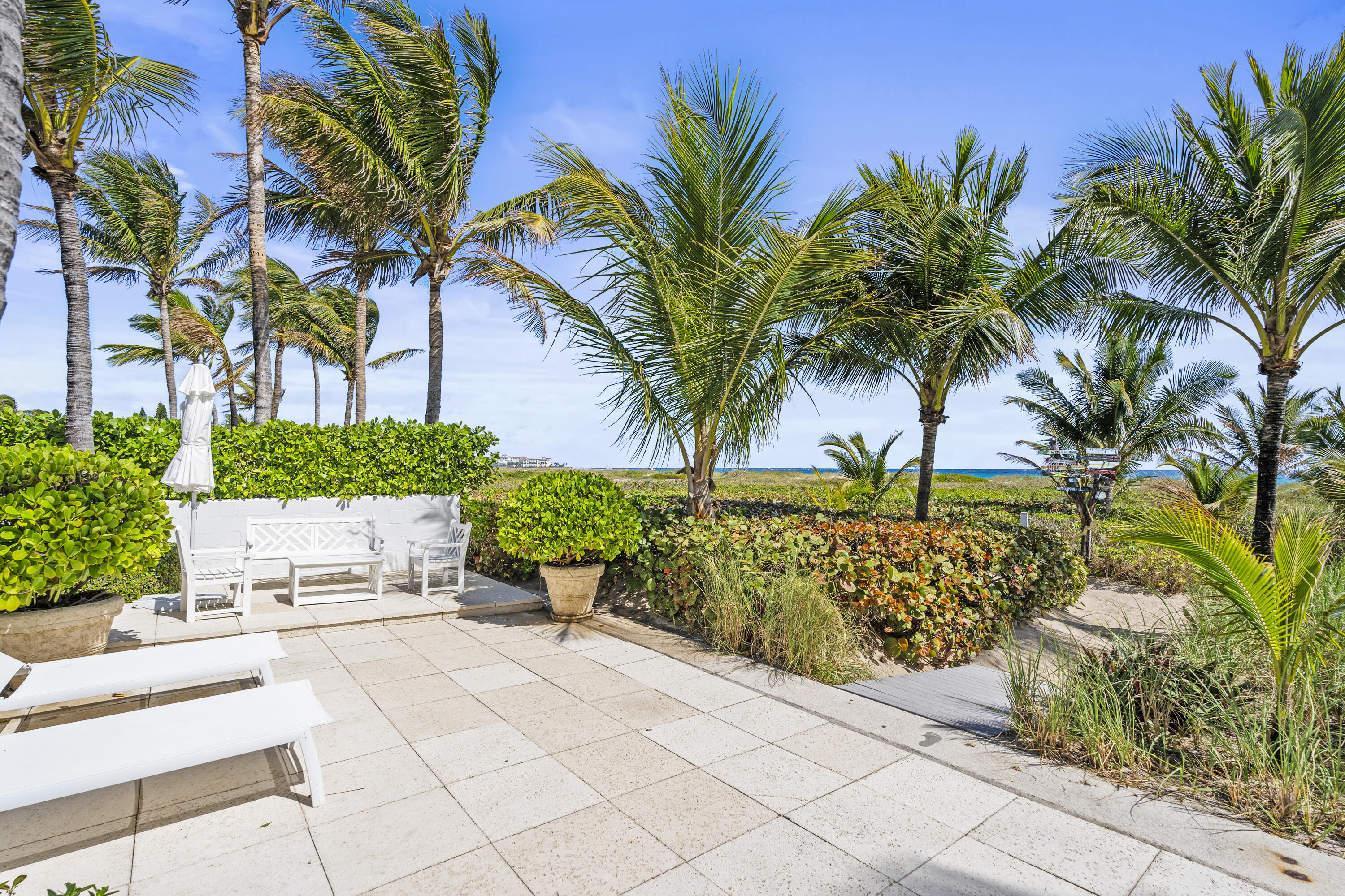 156 Dolphin Palm Beach, FL 33480